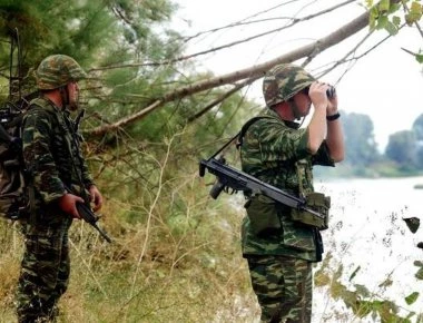 Η Αθήνα αλλάζει πορεία στο θέμα των στρατιωτικών: «Να ερευνήσουμε εάν τους αιχμαλώτισαν εντός Ελλάδας»